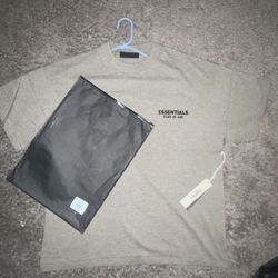 Size Xl Heather Grey Essentials Shirt New 