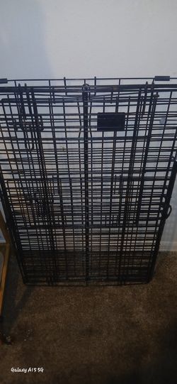LG. Dog Cage