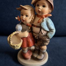 Vintage Goebel Hummel "Surprise" Figurine #94 W. Germany