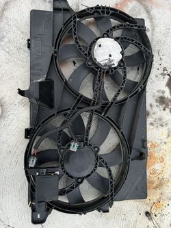 2013 Ford Edge Radiator Fan Assembly