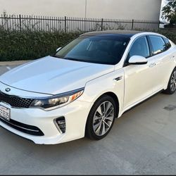 2018 KIA Optima