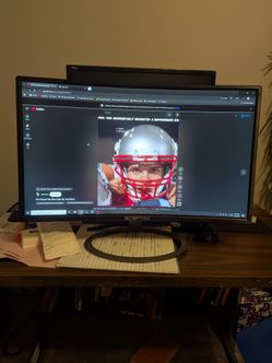 Sceptre Gaming Monitor 24" curved screen with built in speakers
