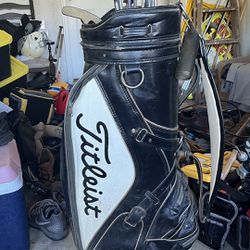 Titleist Golf Bag And Clubs 