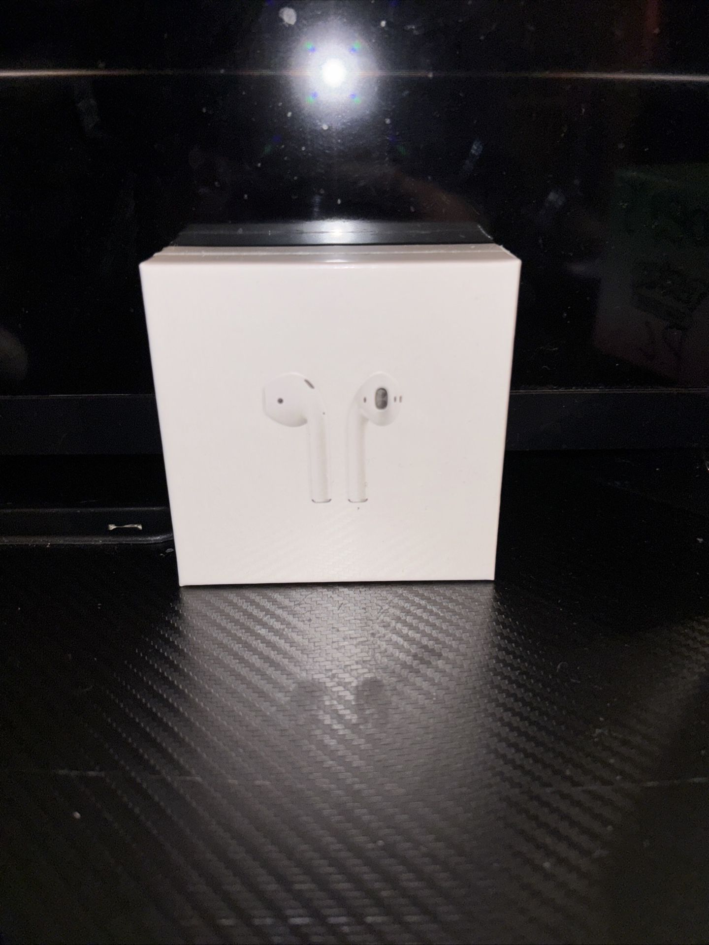 Apple AirPods Generation 1