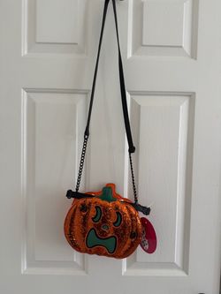 BETSEY JOHNSON JACK O LANTERN PURSE (GLOW IN THE DARK)