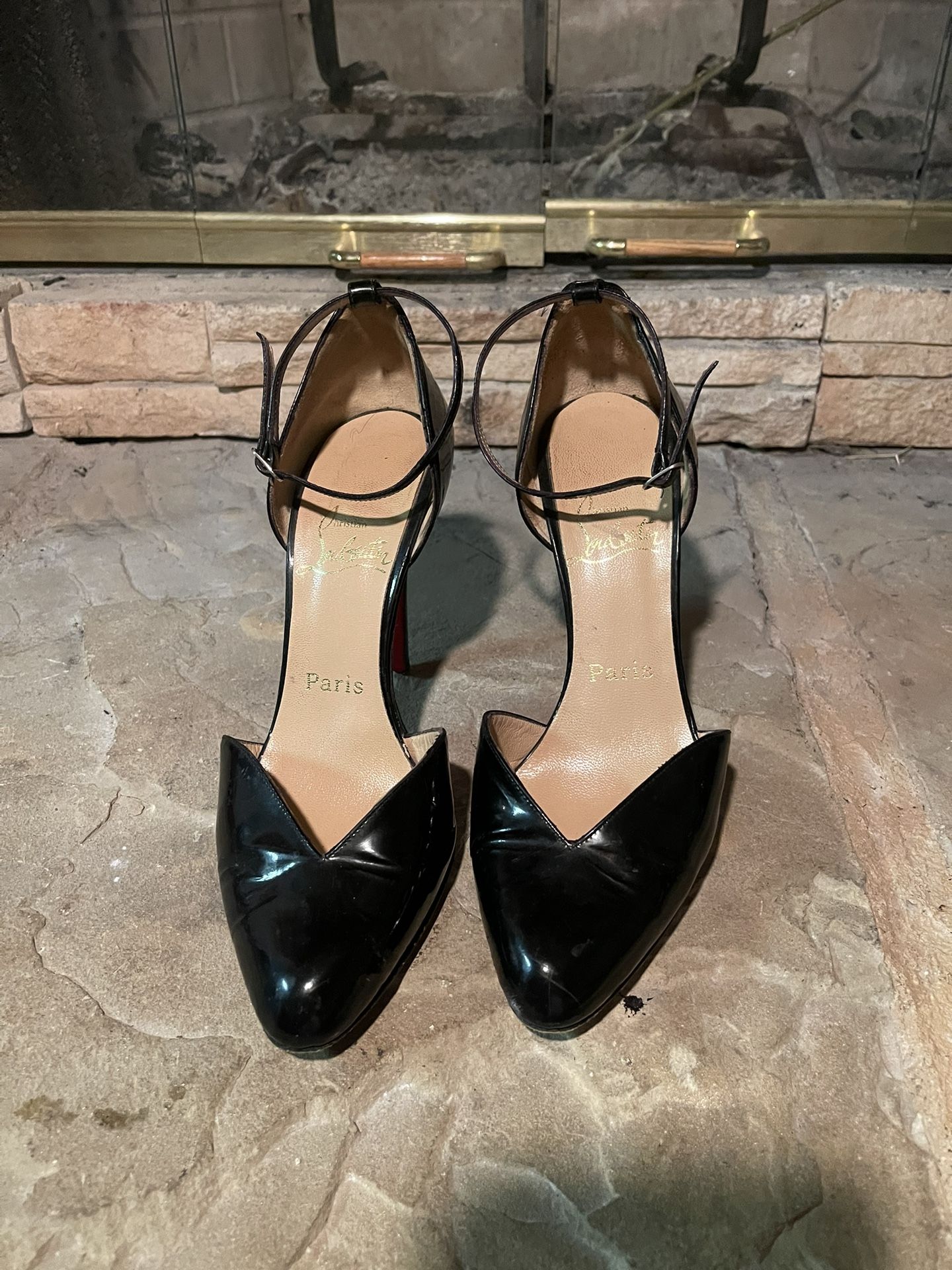 PENDING Christian Louboutin Black Patent Heels Size 39
