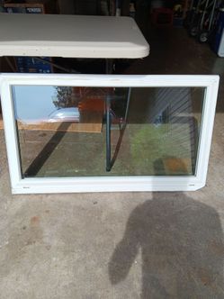 24X43 double pane vinyl window