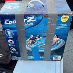 8 Ppl Coolers Aqua Blue Island 