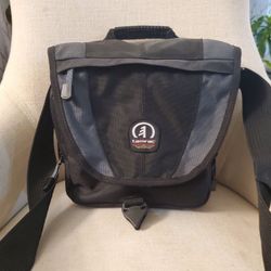 Tamrac camera bag