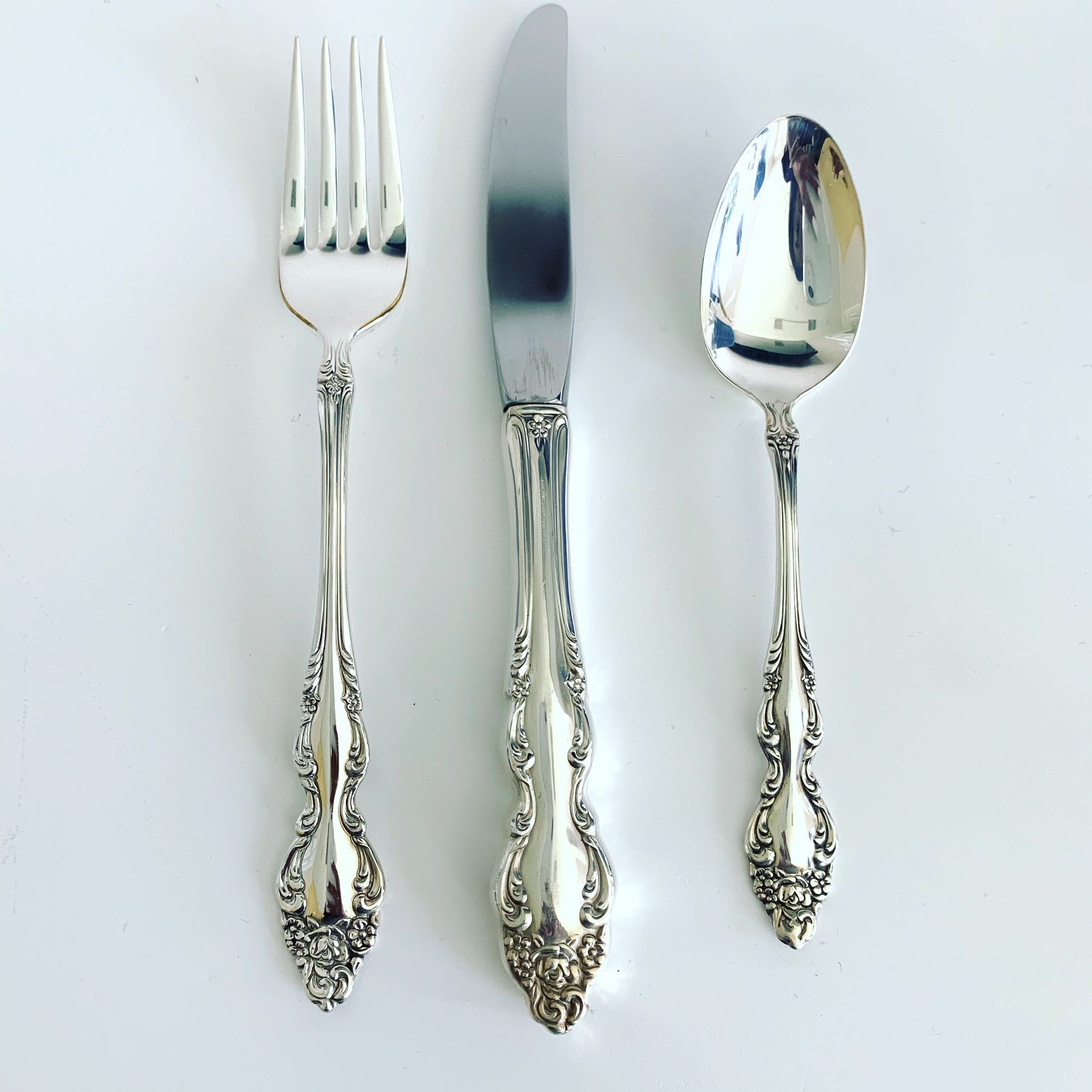 Oneida children’s silver plated utensil set