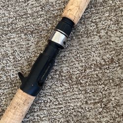 Ugly Stik Fishing Rod 7 Ft 12-25lb for Sale in Temecula, CA - OfferUp