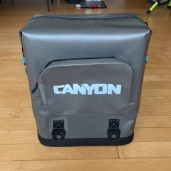 Canyon Cooler 100% New 