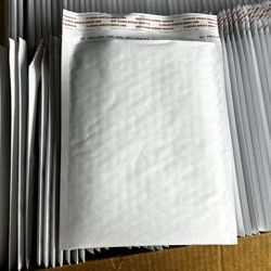 White Padded Shipping Envelopes
