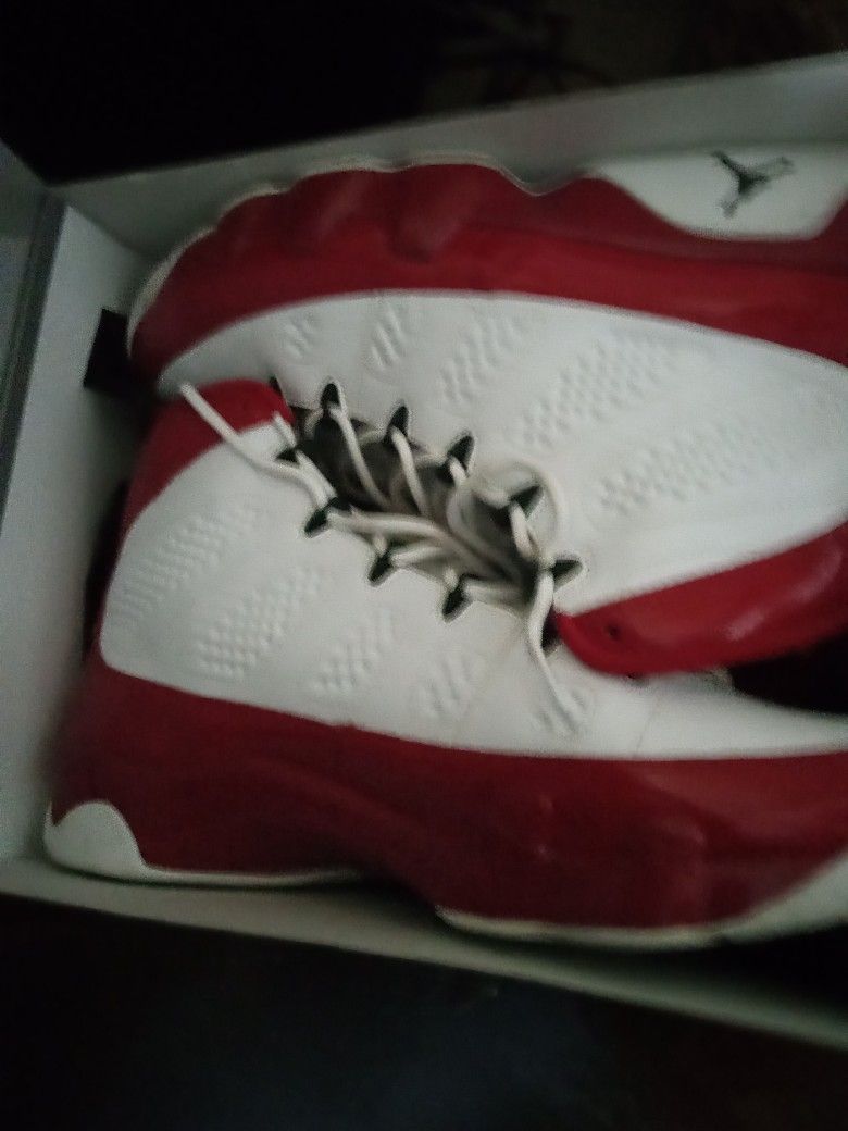 Jordan 9 Size 13M