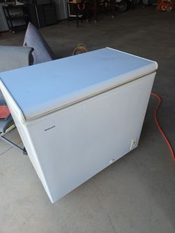 Chest freezer 7 cu ft