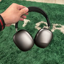 AirPods Max Gen 1 Used