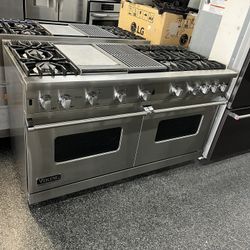 Viking Stainless Steel 60” Range Stove Double Oven ( Gas )
