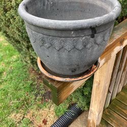 Nice clay planter pot 