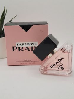 Prada
 
Paradoxe Eau de Parfum

1 fl ⭐️