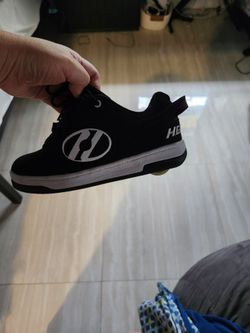 Heely skate shoes