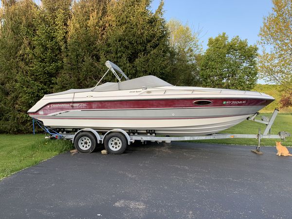 1992 chaparral 25’