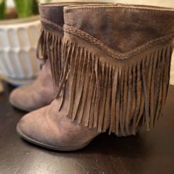 🌻POP Comfort Fit Western Fringe Boots 🌵