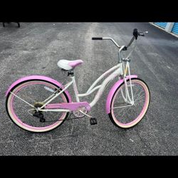 Schwinn Bike  Lulu 26" Beach Cruiser Bike - Pink/White! Good condition! 