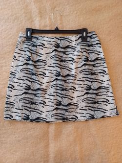 Size 11 Black and White Print Miniskirt