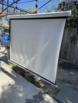 Projector Screen