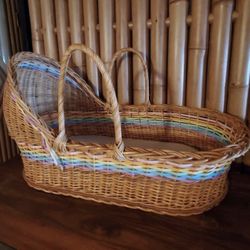 Rattan Baby Bassinet 