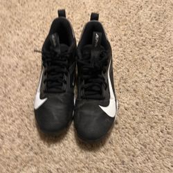 Football Cleats Size 8 In Women’s