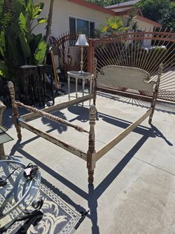 Vintage Shabby Chic Barn Style Full Bed