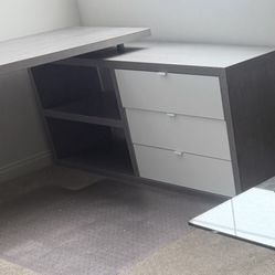 Free Desk!