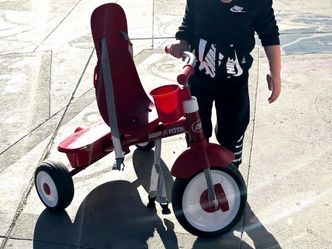 Radio Flyer Red Kids Tricycle