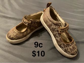 Girls Shoes 9c