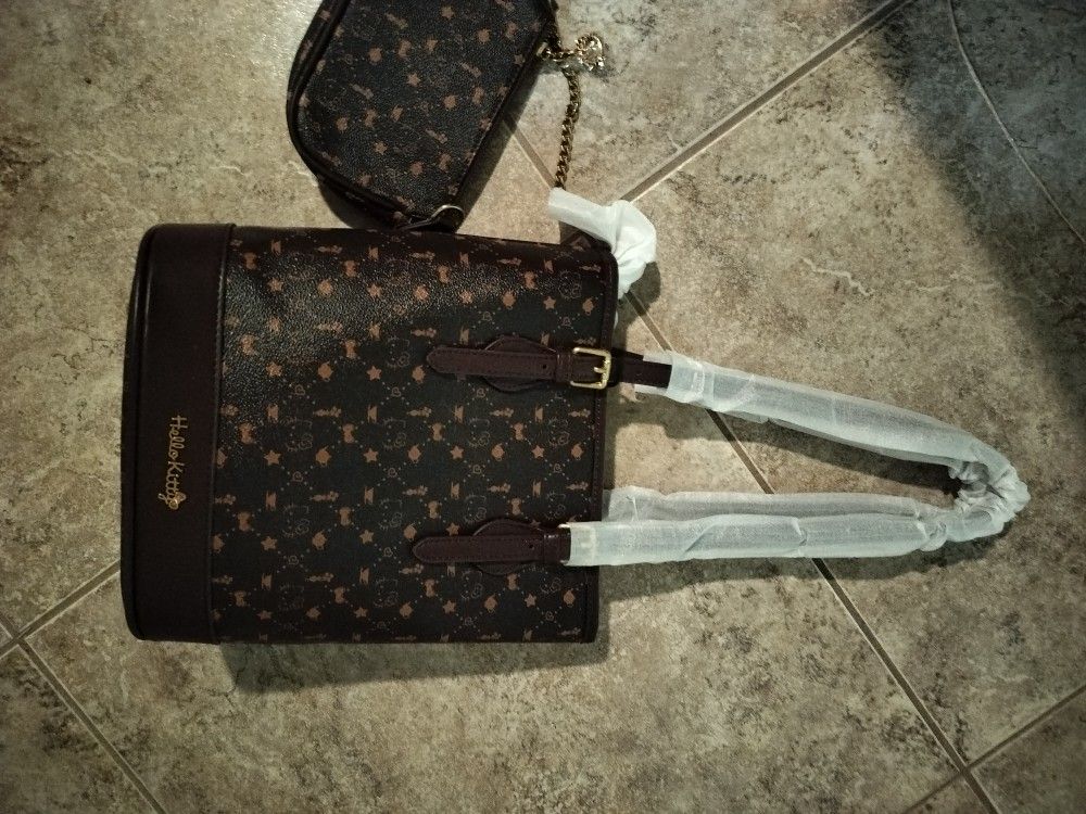 Hello Kitty Luxury Purse