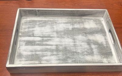 White distressed tray