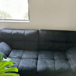 Black Futon 