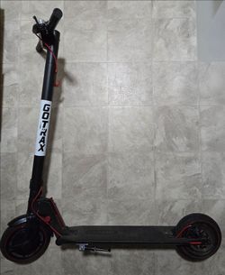 GoTrax Electric Scooter