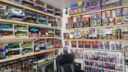 ADULT COLLECTIBLES FOR SALE