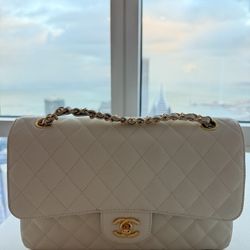 Chanel Quilted White Clutch 