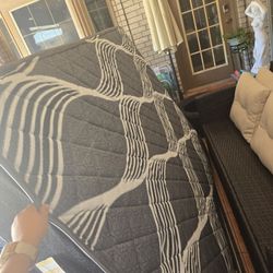 Queen Mattress With Box Spring 