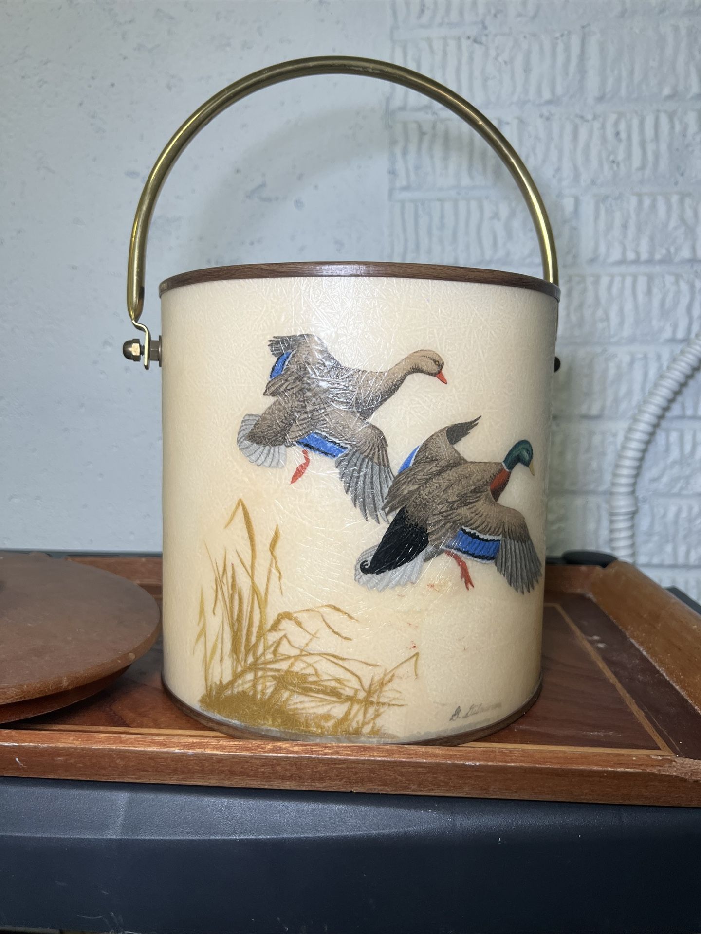 Vtg Bacova Guild Mallard Duck Fiberglass Ice Bucket w/Lid MCM, signed G. Gilmore