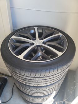 Wheels and tires 2023 civic touring