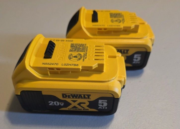 Dewalt Battery Kit
