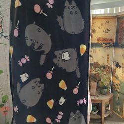 New Pusheen Soft.flannel, Blanket Spooky Theme $20