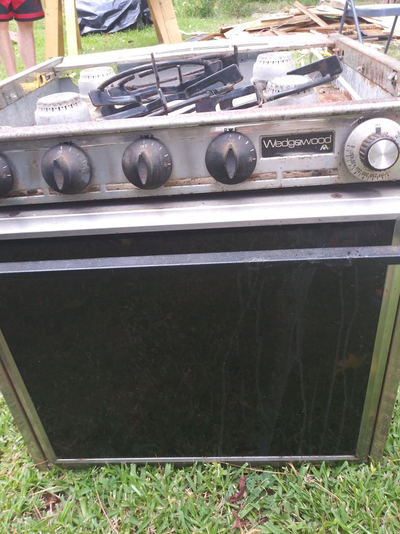 Gas camper stove