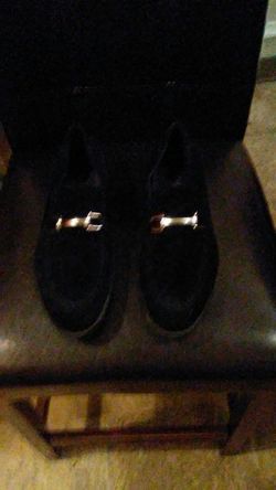 Shoes size 9m in Great Conditions dress shoes.
