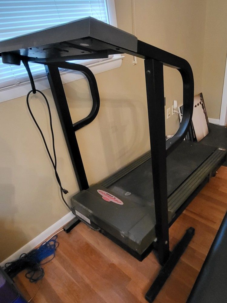 Weslo Cadence L290 electric treadmill