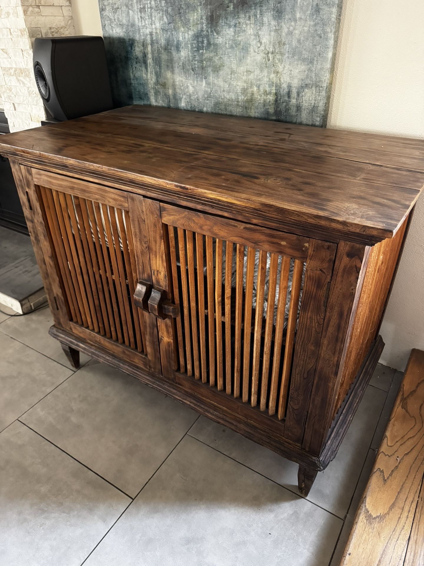 Rustic Cabinet *** Beautiful*** pick up Palmdale
